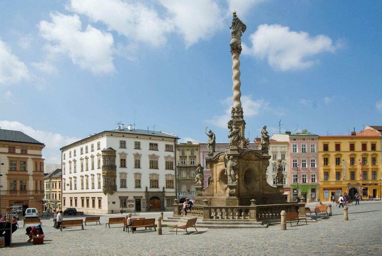 Apartman Dolni Namesti Olomouc Luaran gambar